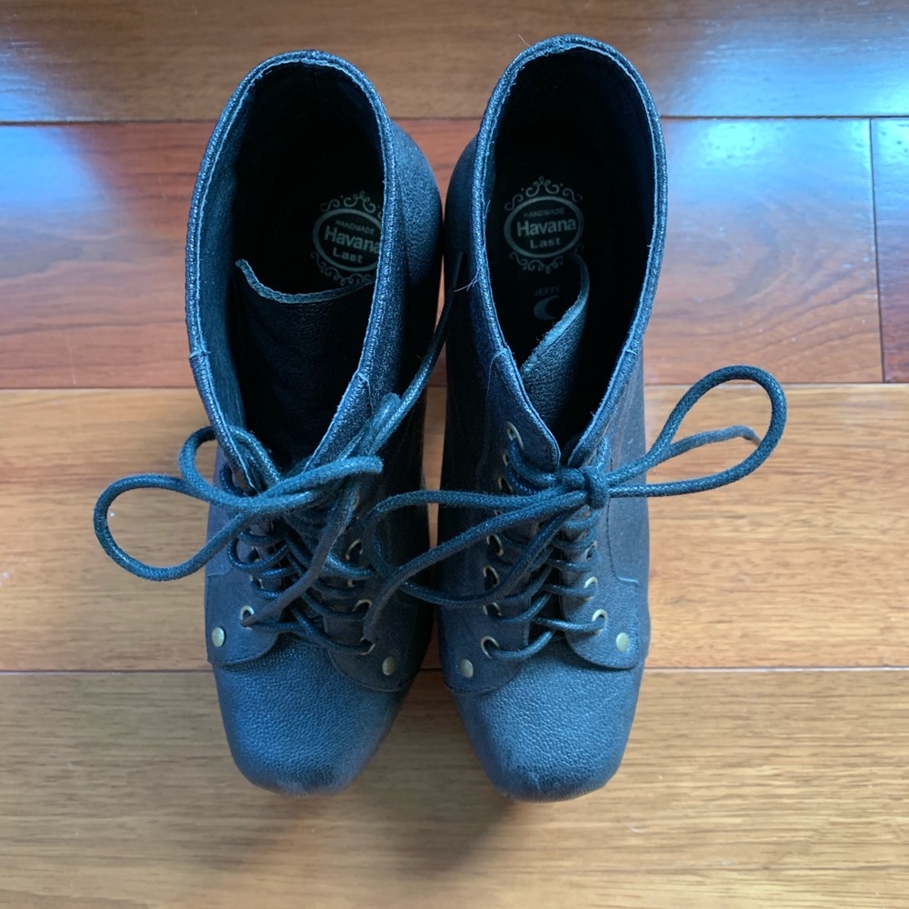 Platforms - Picture 4 of 5